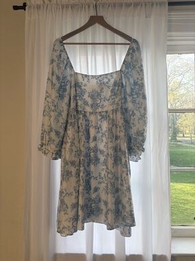 ARULA | Dresses | Arula Green Dress | Poshmark